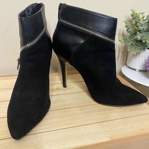 ✨ Black Booties ✨